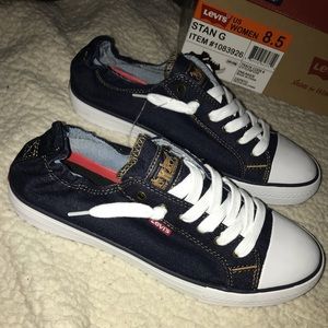 Levi’s Womens Sneakers